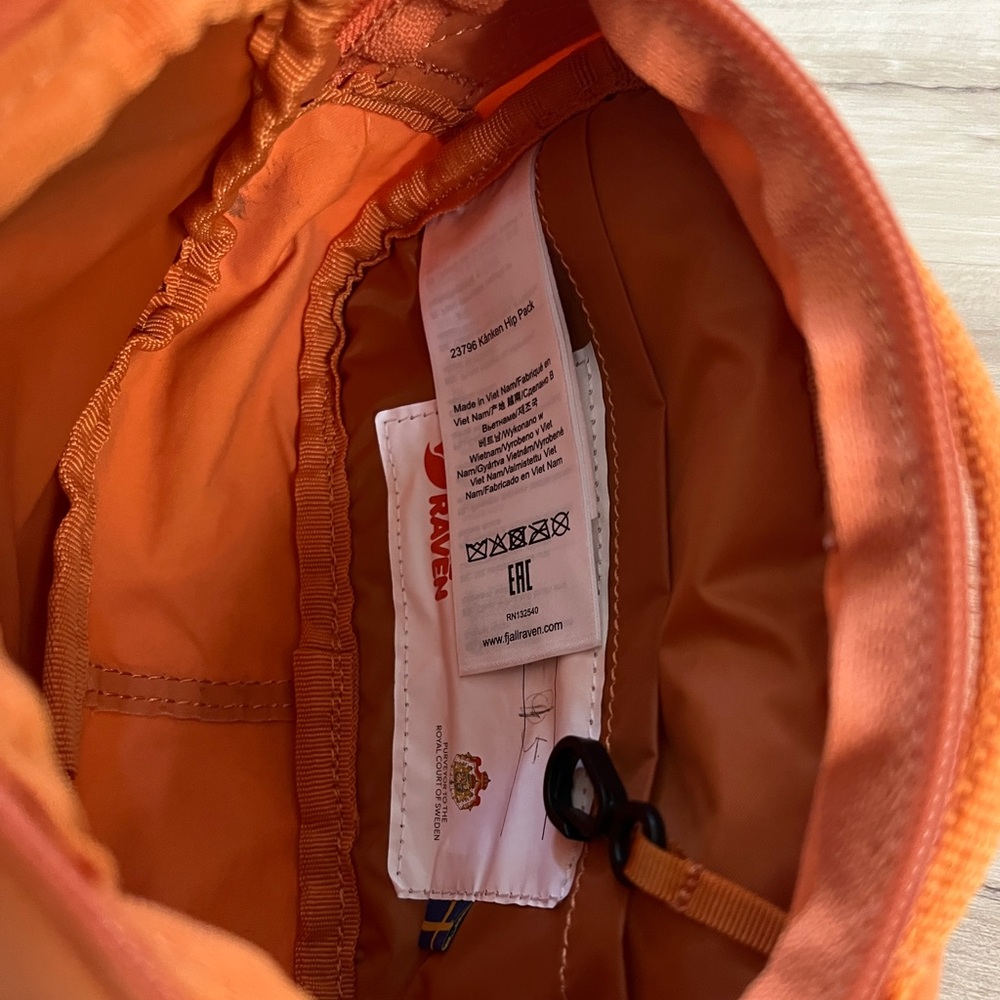 Fjallraven Kanken Crossbody Bag in Orange - Picture 6 of 7